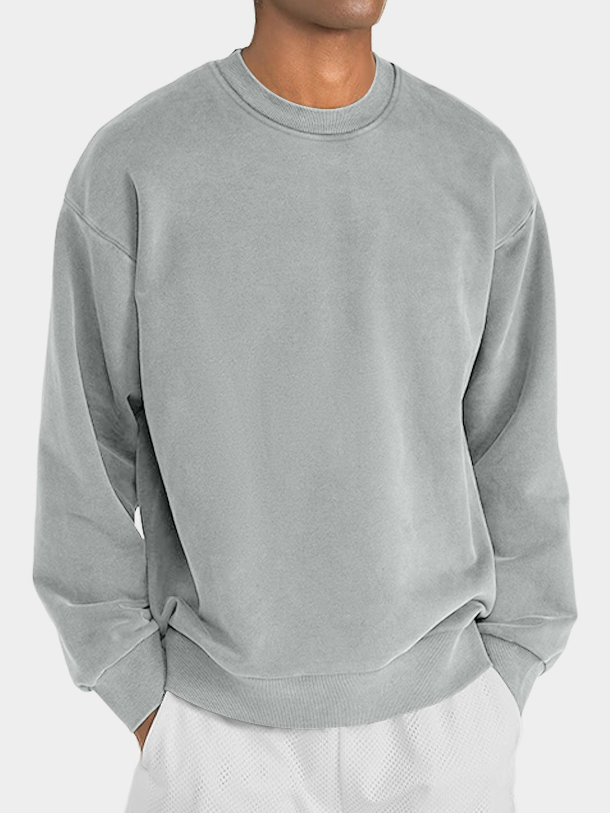 Men's round neck solid color casual and comfortable long-sleeved sweatshirt